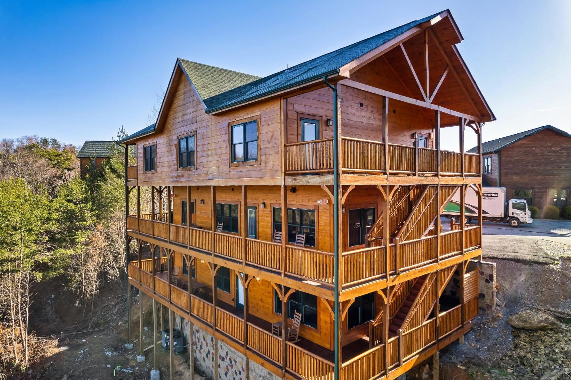 Full Equipped Cabin With A Pool And Game Room Smokies Views Gatlinburg Buitenkant foto