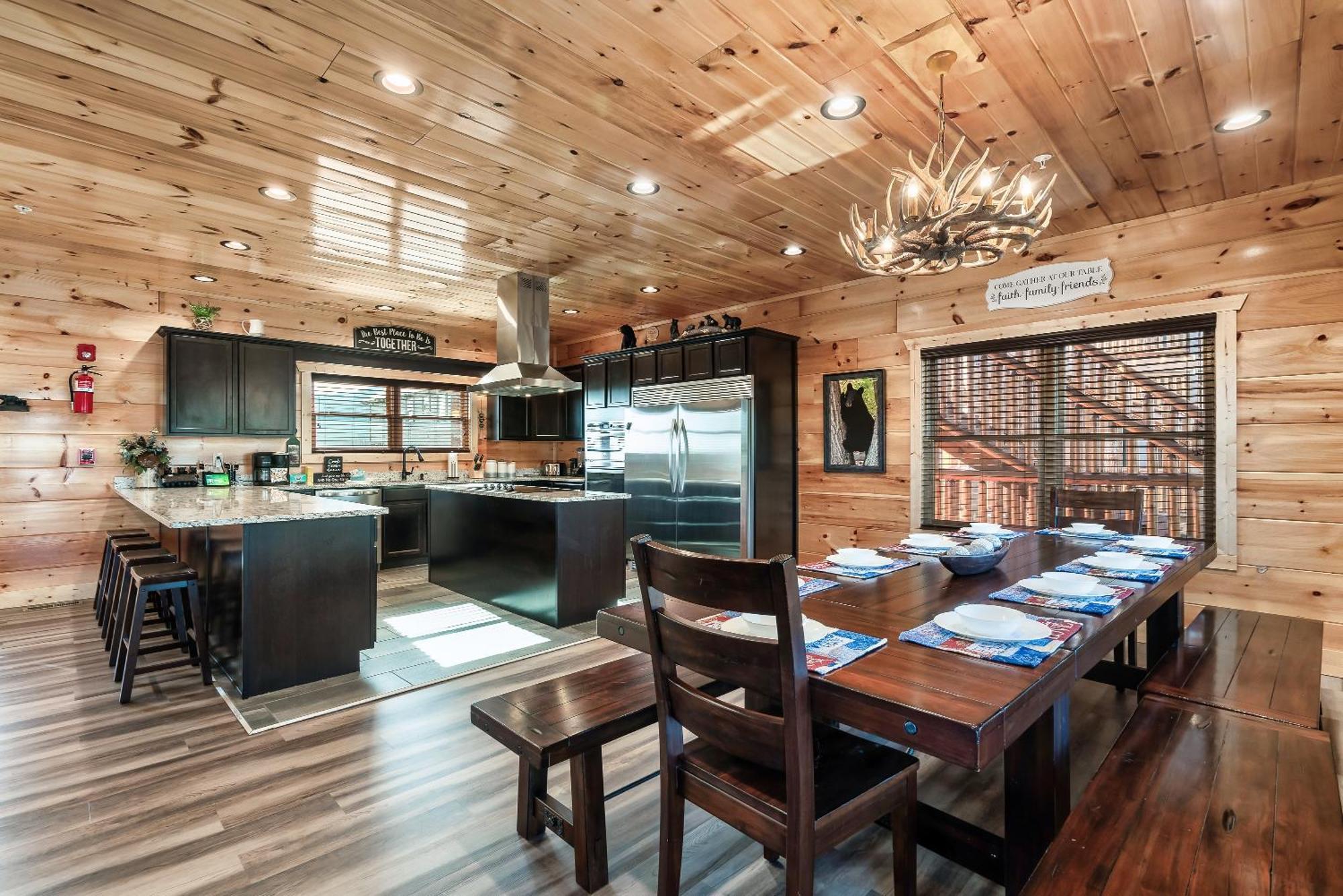 Full Equipped Cabin With A Pool And Game Room Smokies Views Gatlinburg Buitenkant foto