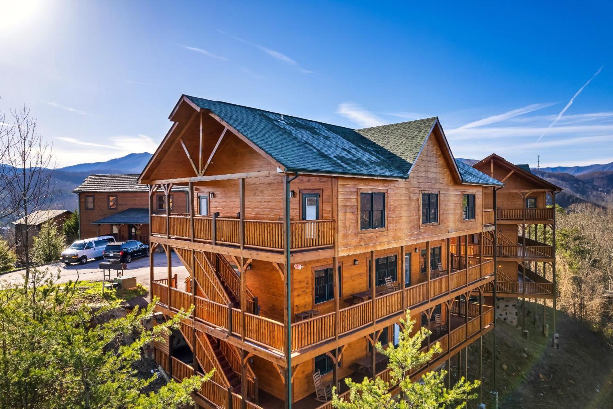 Full Equipped Cabin With A Pool And Game Room Smokies Views Gatlinburg Buitenkant foto