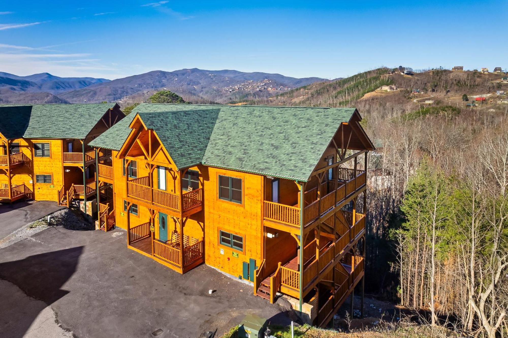 Full Equipped Cabin With A Pool And Game Room Smokies Views Gatlinburg Buitenkant foto