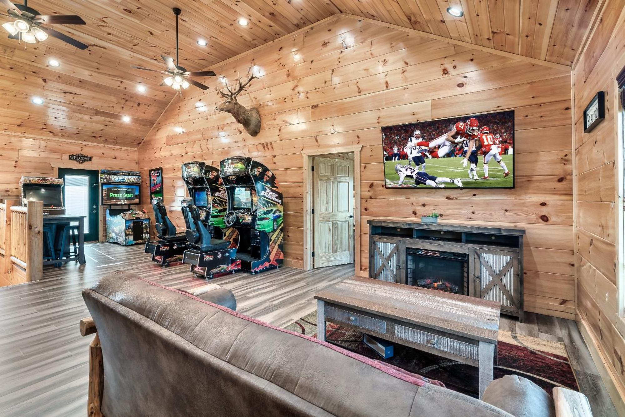 Full Equipped Cabin With A Pool And Game Room Smokies Views Gatlinburg Buitenkant foto