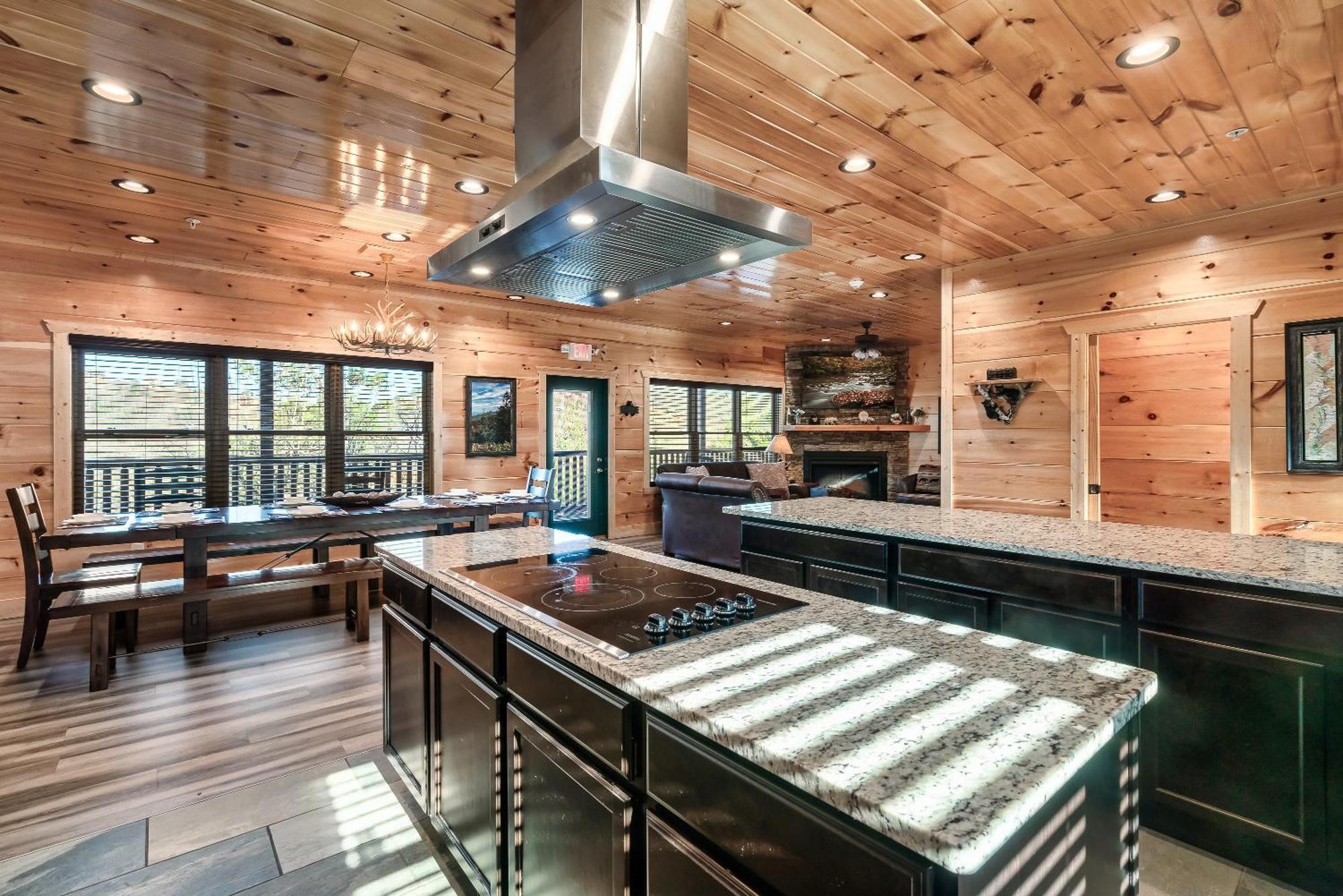 Full Equipped Cabin With A Pool And Game Room Smokies Views Gatlinburg Buitenkant foto